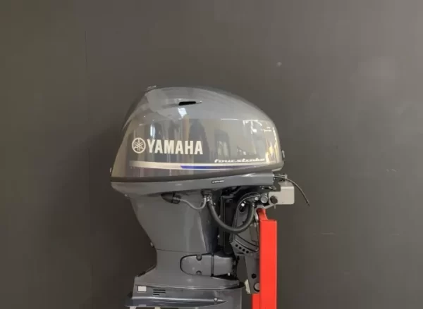 Yamaha 40 HP EFI – New